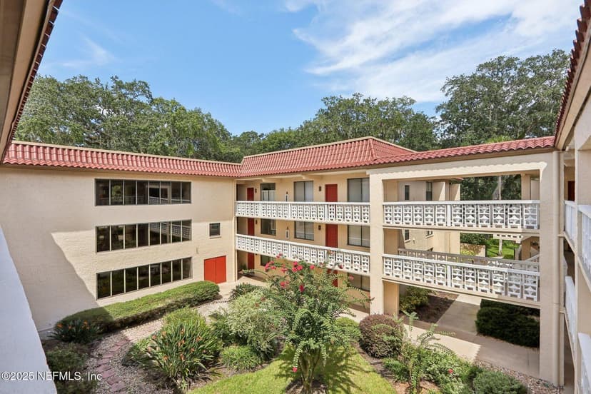 1810 SEVILLA Boulevard W 307, Atlantic Beach, FL 32233