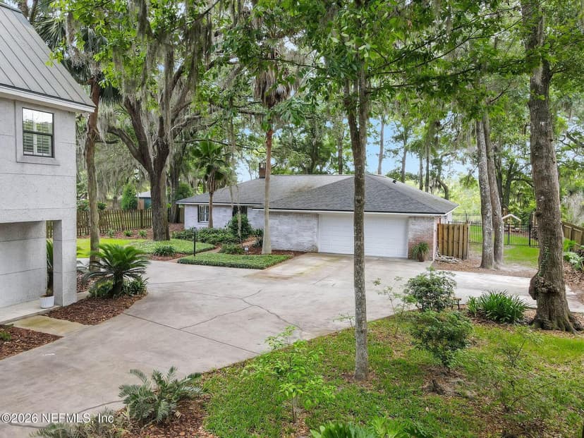 86183 MEADOWFIELD BLUFFS Road, Yulee, FL 32097