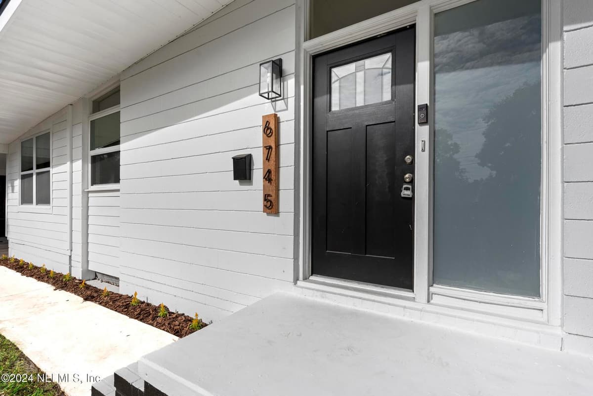 6745 LAURINA Place, Jacksonville, FL 32216, Jacksonville, FL - photo 2