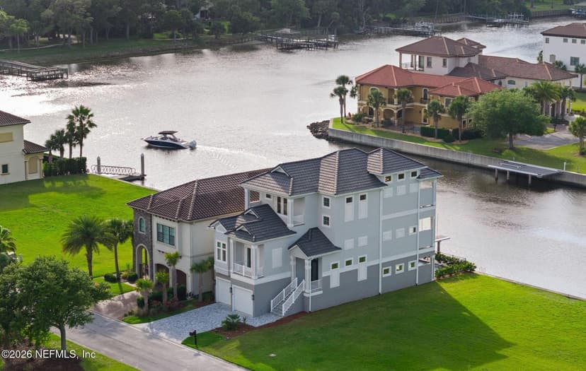 18 SPINAKER Circle, Palm Coast, FL 32137