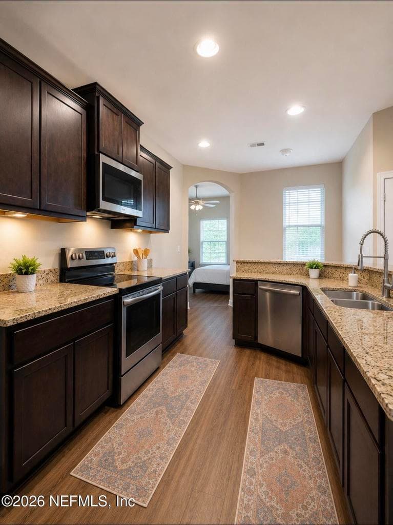 3153 HOLLY GREEN Loop, Green Cove Springs, FL 32043, Green Cove Springs, FL - photo 2